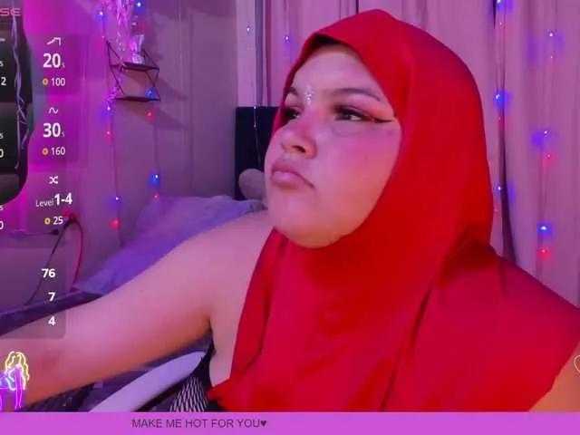Aida-Jeddah — I am turned on by romantic men who treat me well and give me gifts.