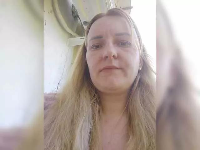 Alinkay on BongaCams