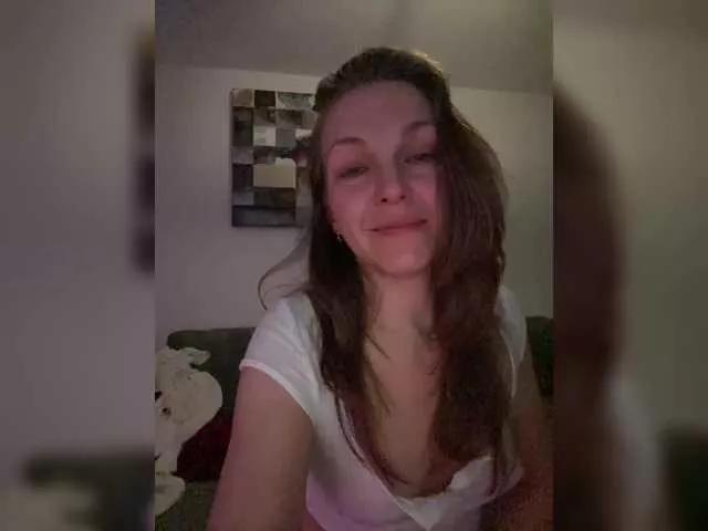 Alisasqrl on BongaCams