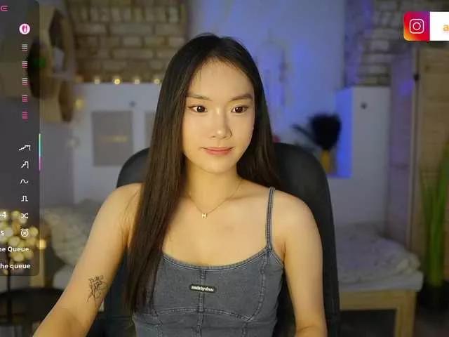 AllyahSky on BongaCams 