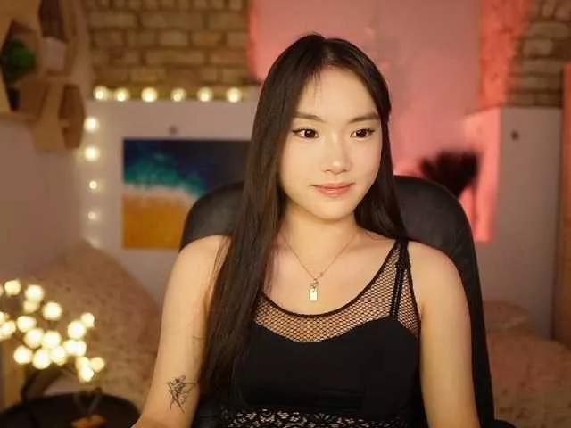 AllyahSky on BongaCams 