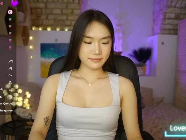 AllyahSky on BongaCams 