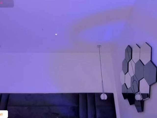 AllyJensen on BongaCams