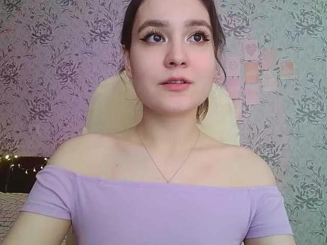 annie-fleur on BongaCams 