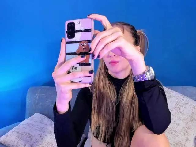 BellaMarieX on BongaCams