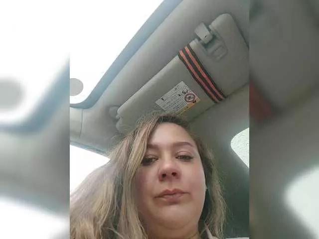 Bonne-Aurore on BongaCams