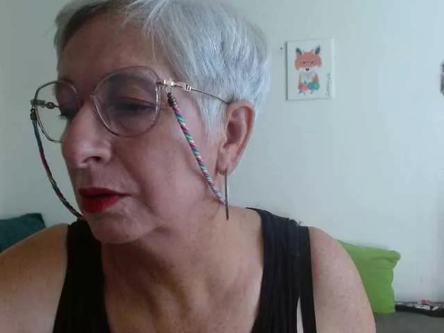 canitas69 on BongaCams