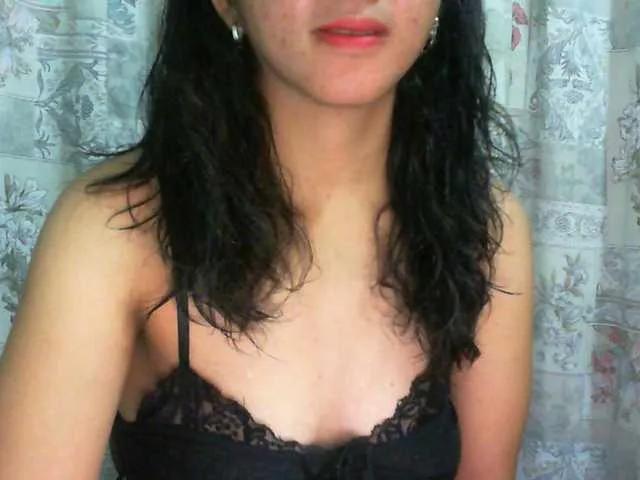 Cyah2 on BongaCams