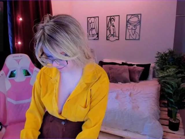 Daine-Pastry on BongaCams
