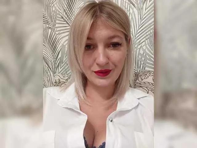 DianaStewart — Strong man