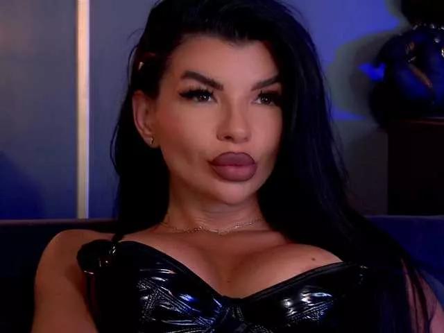 EleniaDevons on BongaCams 
