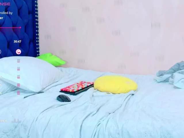 Hotlatinateacher on BongaCams