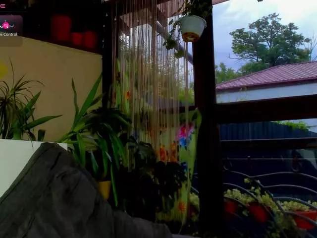 ingridblondy94 on BongaCams