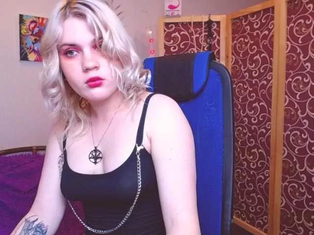 JenniferDeVil on BongaCams 