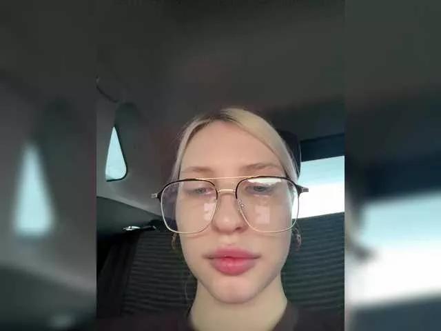KettyPretty25 on BongaCams
