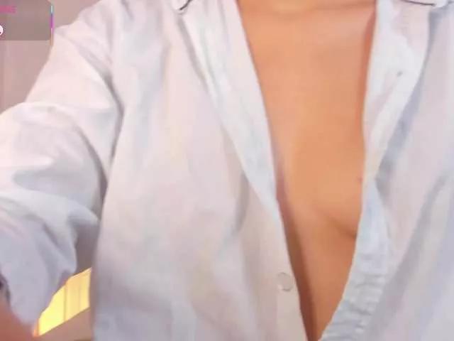 kira-rodriguez on BongaCams