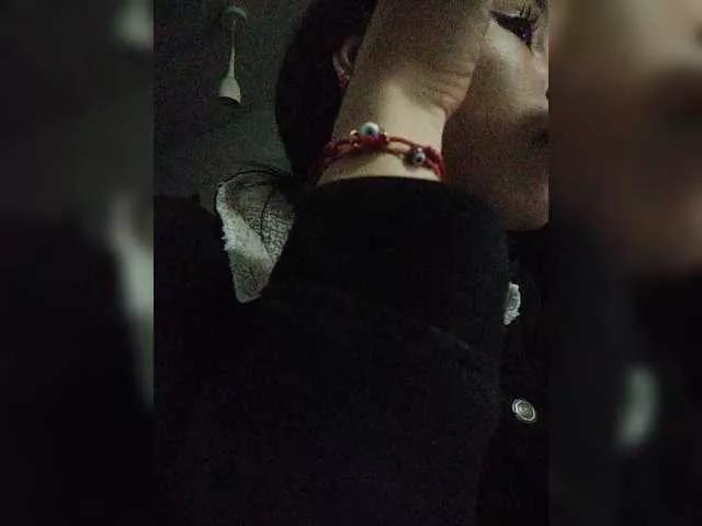kylie-fox on BongaCams