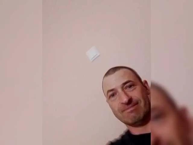 Max6410 — Freechat on BongaCams