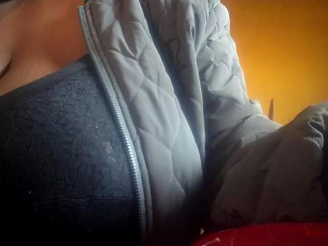 Melonboobs1 on BongaCams
