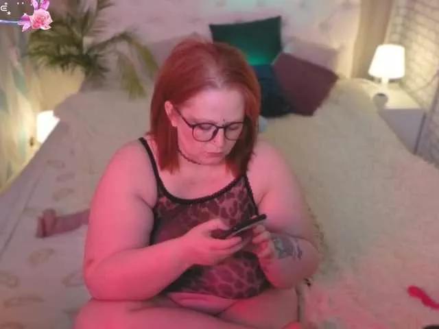 MilanaSkyingg on BongaCams