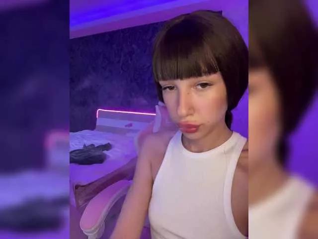millemimi on BongaCams 