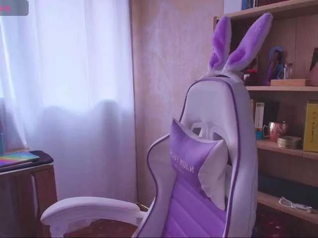Mitsu-chan on BongaCams