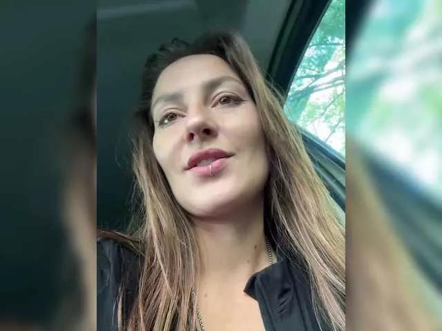 Molly69x on BongaCams 