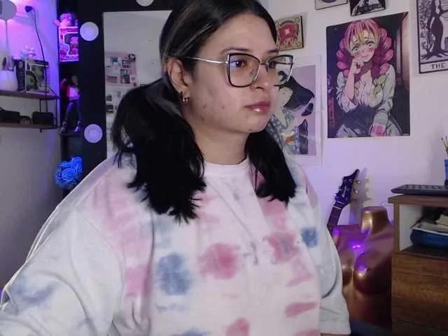 Mollyshake11 on BongaCams 