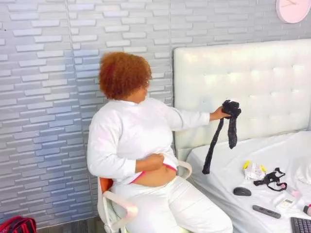 mommy-loves-cock's avatar