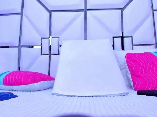 RileySweet on BongaCams