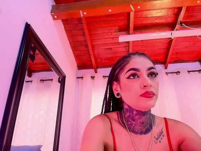 sexy-danna — Freechat on BongaCams