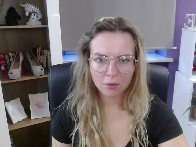 soft-zoey — Freechat on BongaCams