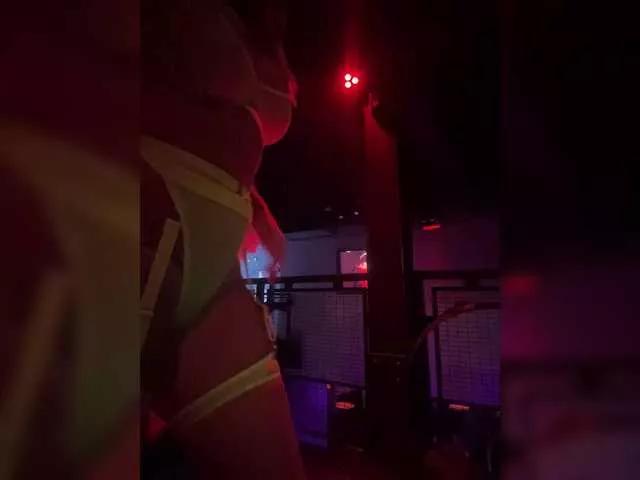 sunnywhite on BongaCams 