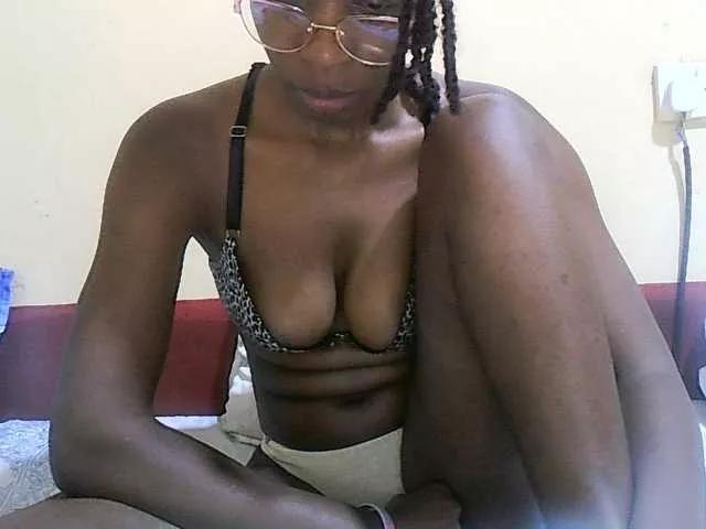 sweet-leylah on BongaCams 