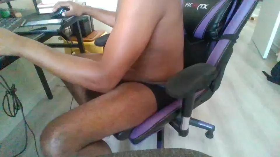 brown_choco — Freechat on Cam4