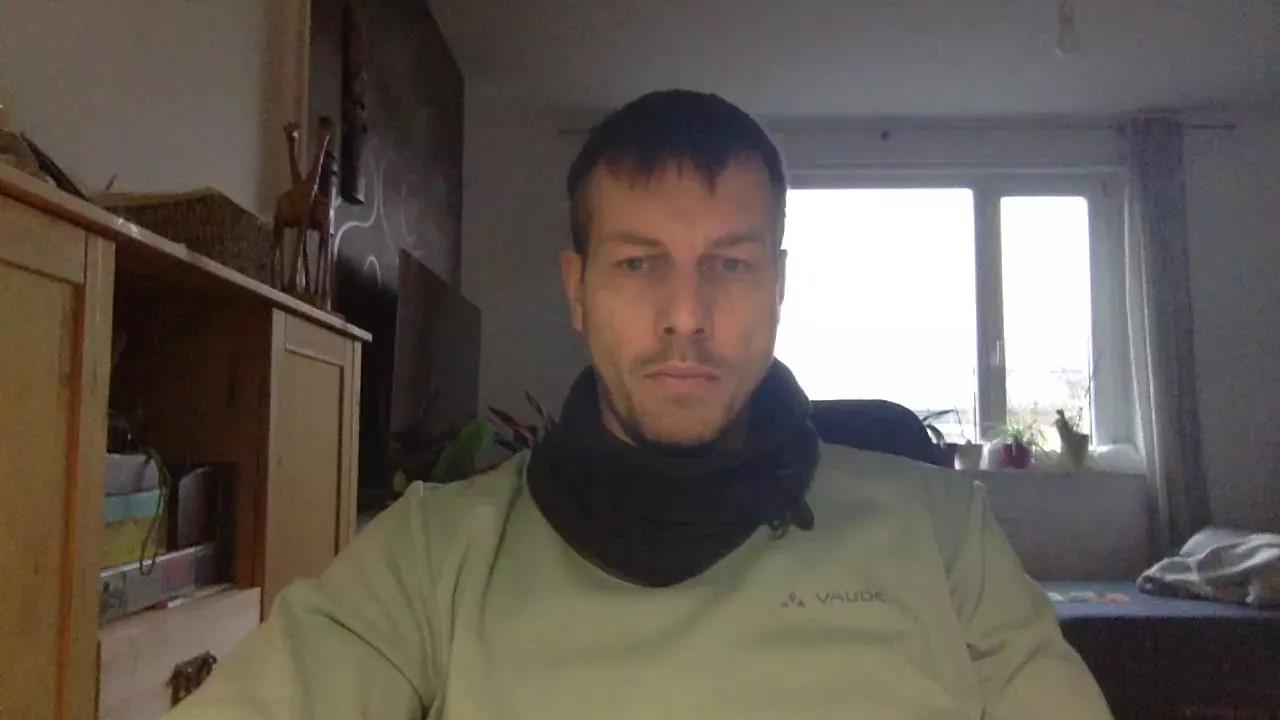 kiss4kiss on Cam4 