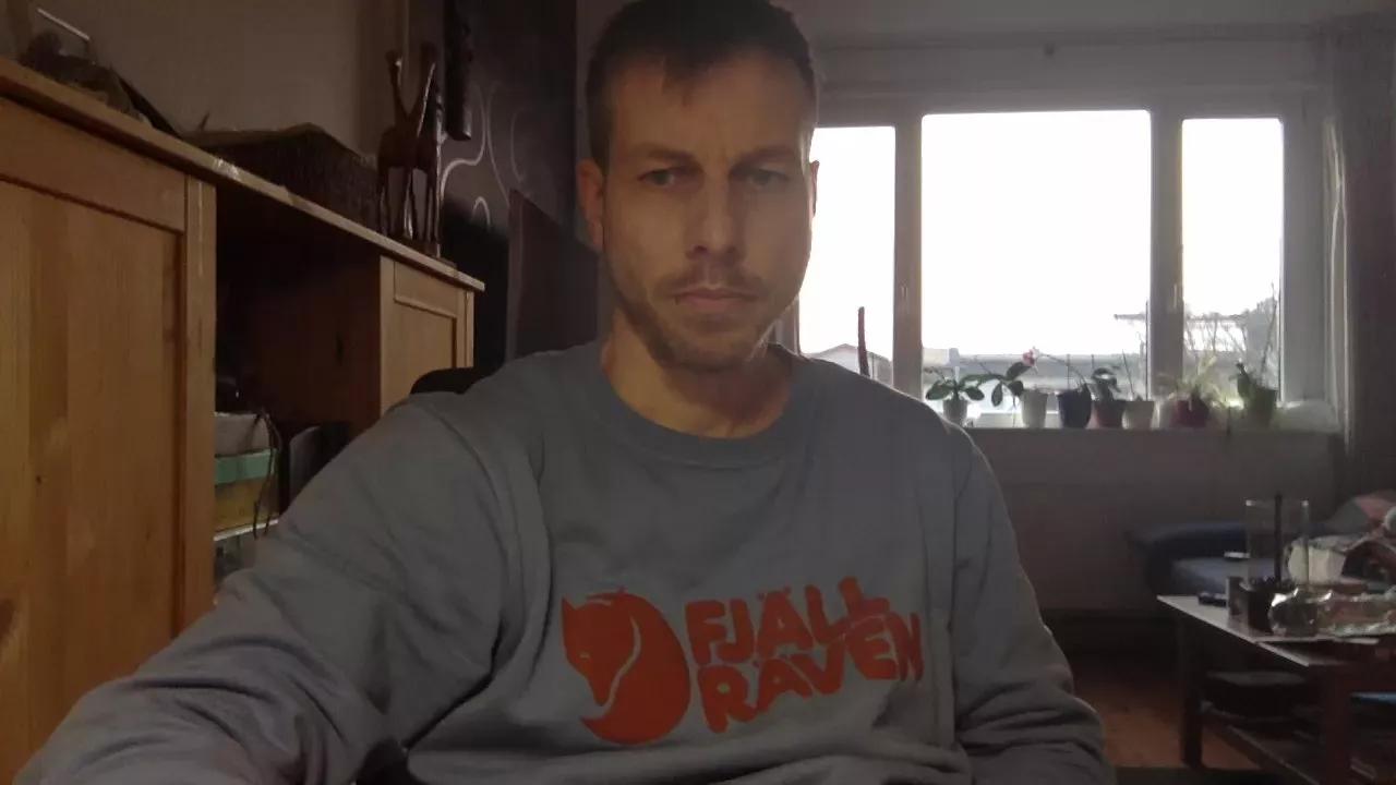 kiss4kiss on Cam4 