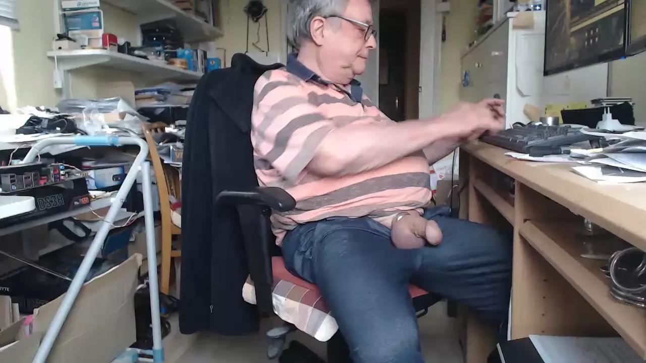 pimperion on Cam4 