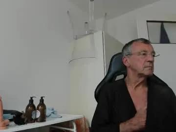 200gentleman — 200gentleman's room Want attention? Buzzing me will do the trick! #mature #uncut #bigballs Older but not dead yet!