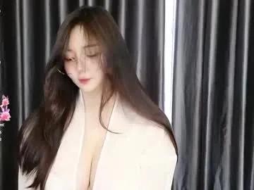 Curious _fetish4u getting naked and squirting with her desired toys _fetish4u from Chaturbate