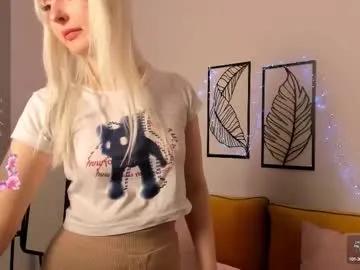Watch slutty model Adelesilver adelesilver from Chaturbate