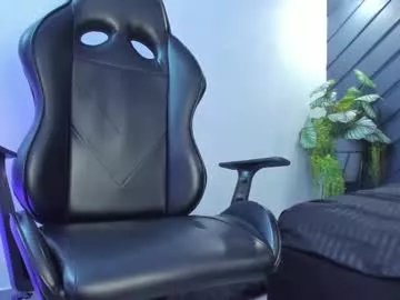 Freechat alahia_dangelo_ on Chaturbate