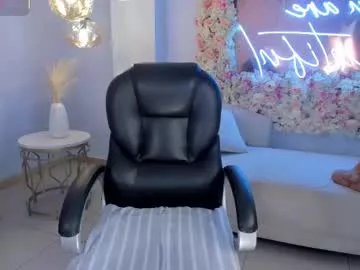 alessaromero on Chaturbate