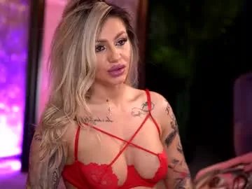 almavelia on Chaturbate