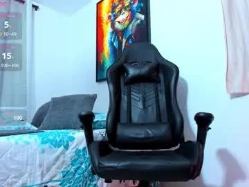 aronvillegas — GOAL:     +  [800 tokens remaining] Welcome to my room! #showcum #bigdick #monstercock #bbc #monster