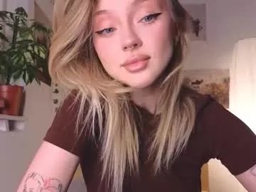 Freechat baby_adele on Chaturbate