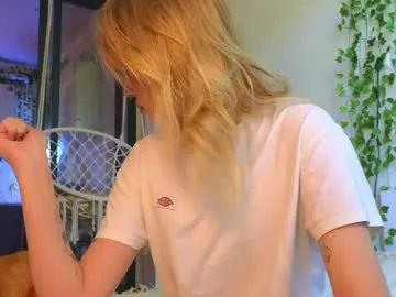 Freechat baby_adele on Chaturbate