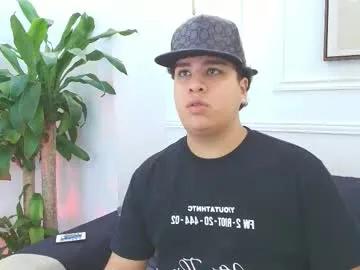 bennett_alejoo from Chaturbate