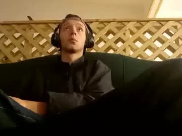 Freechat biggestboiiii on Chaturbate