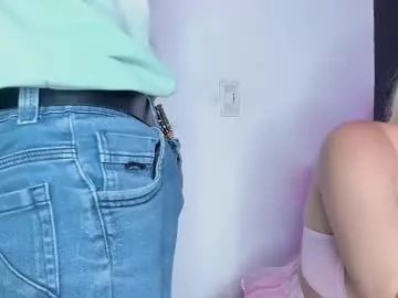 Freechat bigsexlive69 on Chaturbate